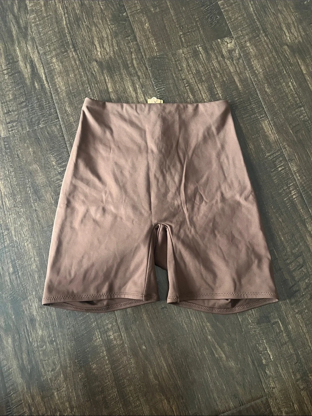 NWT SKIMS mid waist Swim shorts cocoa size XS